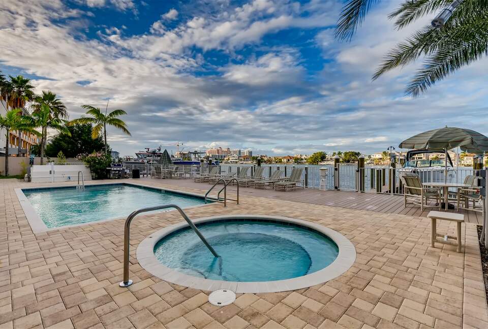 Intracoastal Elegance in Clearwater Beach - Clearwater Beach, Florida