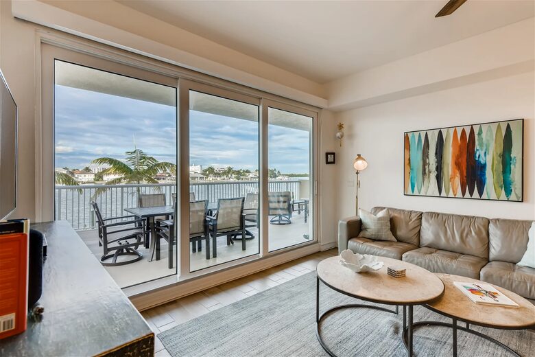 Intracoastal Elegance in Clearwater Beach - Clearwater Beach, Florida