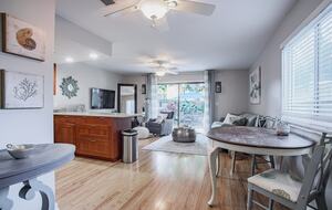 Stylish Neptune Beach Escape – Steps to the Sand - Neptune Beach, Florida