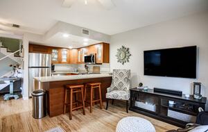 Stylish Neptune Beach Escape – Steps to the Sand - Neptune Beach, Florida