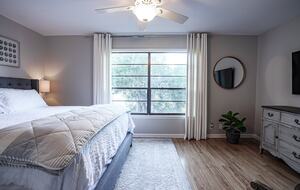 Stylish Neptune Beach Escape – Steps to the Sand - Neptune Beach, Florida