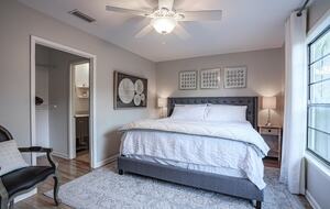 Stylish Neptune Beach Escape – Steps to the Sand - Neptune Beach, Florida