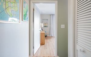 Stylish Neptune Beach Escape – Steps to the Sand - Neptune Beach, Florida