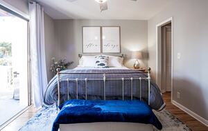 Stylish Neptune Beach Escape – Steps to the Sand - Neptune Beach, Florida