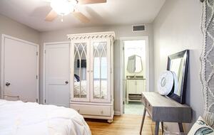 Stylish Neptune Beach Escape – Steps to the Sand - Neptune Beach, Florida