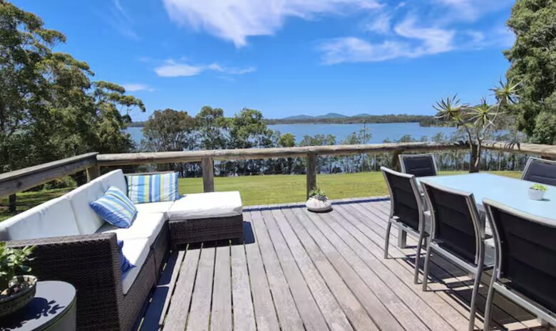 Lake House on Wallis Lake - Coomba Park, Australia