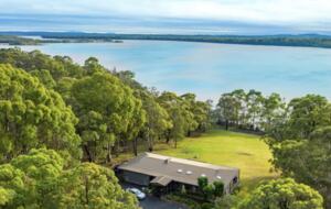 Lake House on Wallis Lake - Coomba Park, Australia