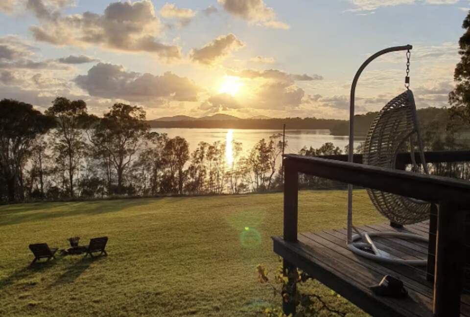 Lake House on Wallis Lake - Coomba Park, Australia