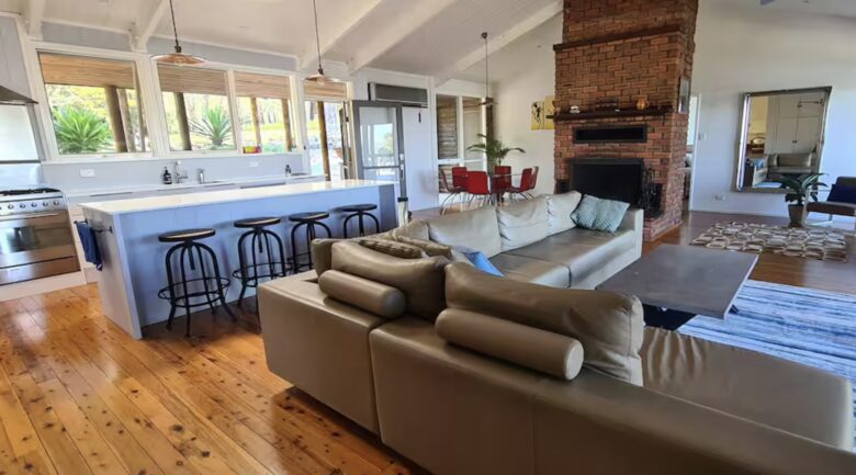 Lake House on Wallis Lake - Coomba Park, Australia