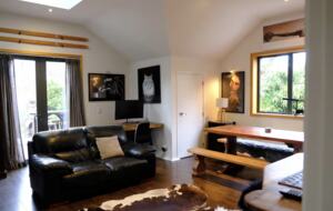 That Wanaka Tree House | BEST Lake Front Location - Wānaka, New Zealand