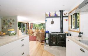 That Wanaka Tree House | BEST Lake Front Location - Wānaka, New Zealand