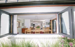 That Wanaka Tree House | BEST Lake Front Location - Wānaka, New Zealand