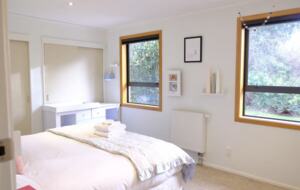 That Wanaka Tree House | BEST Lake Front Location - Wānaka, New Zealand