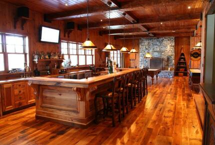 Lakehouse Retreat at Haliburton Highlands - Haliburton, Canada