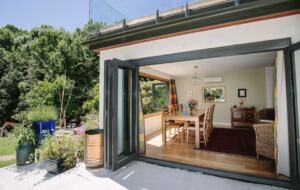 That Wanaka Tree House | BEST Lake Front Location - Wānaka, New Zealand