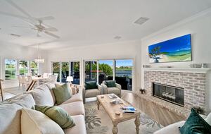 Elegant Island Escape in The Dunes Golf & Tennis Club - Sanibel, Florida