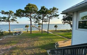 Waterfront Gulf Coast Haven with Private Dock - Mary Esther, Florida