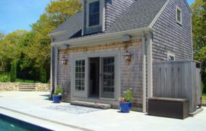 Timeless Secluded Luxury Steps from Historic Edgartown - Edgartown, Massachusetts