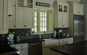 Timeless Secluded Luxury Steps from Historic Edgartown - Edgartown, Massachusetts