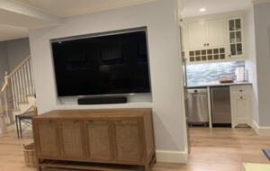 Timeless Secluded Luxury Steps from Historic Edgartown - Edgartown, Massachusetts