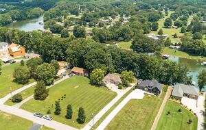 Spacious Waterfront Escape on Tim’s Ford Lake - Estill Springs, Tennessee