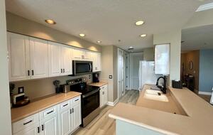 Luxurious Marina-View Condo with Beach & Resort Amenities - Ponce Inlet, Florida