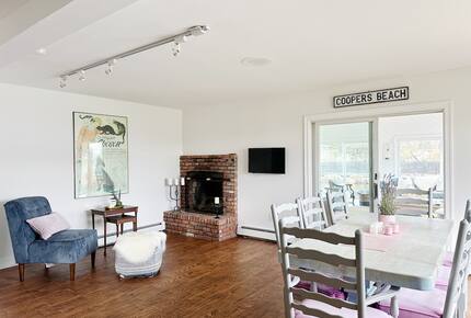 Secluded Westhampton Beach Haven Near the Water - Westhampton Beach, New York