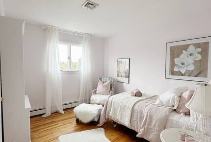 Secluded Westhampton Beach Haven Near the Water - Westhampton Beach, New York