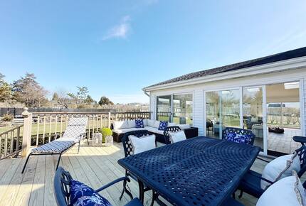 Secluded Westhampton Beach Haven Near the Water - Westhampton Beach, New York