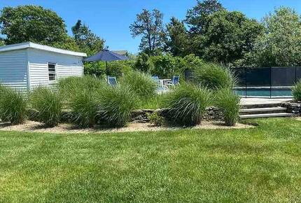 Secluded Westhampton Beach Haven Near the Water - Westhampton Beach, New York