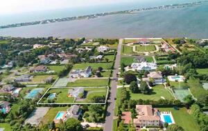 Secluded Westhampton Beach Haven Near the Water - Westhampton Beach, New York