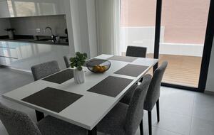 Casa Do Cruzeiro - Stunning Modern Villa with Private Pool and Garden - Foz do Arelho, Portugal