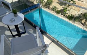 Casa Do Cruzeiro - Stunning Modern Villa with Private Pool and Garden - Foz do Arelho, Portugal