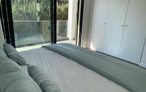 Casa Do Cruzeiro - Stunning Modern Villa with Private Pool and Garden - Foz do Arelho, Portugal