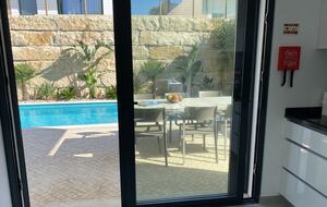 Casa Do Cruzeiro - Stunning Modern Villa with Private Pool and Garden - Foz do Arelho, Portugal