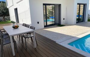Casa Do Cruzeiro - Stunning Modern Villa with Private Pool and Garden - Foz do Arelho, Portugal