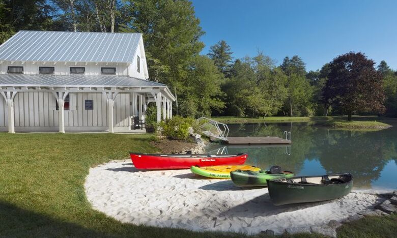 Two Moon | Elegant Mountain Home with Great Community Amenities - Cashiers, North Carolina