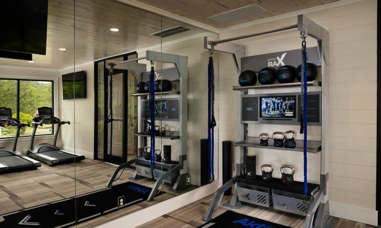 Two Moon | Elegant Mountain Home with Great Community Amenities - Cashiers, North Carolina