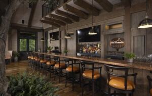 Two Moon | Elegant Mountain Home with Great Community Amenities - Cashiers, North Carolina