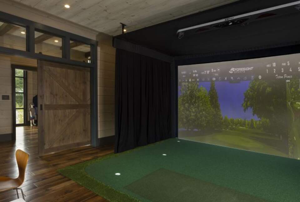 Two Moon | Elegant Mountain Home with Great Community Amenities - Cashiers, North Carolina