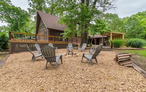 Lakeside Tranquility at Getaway Ranch - Theodosia, Missouri