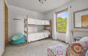 Lakeside Tranquility at Getaway Ranch - Theodosia, Missouri