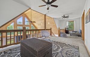 Lakeside Tranquility at Getaway Ranch - Theodosia, Missouri