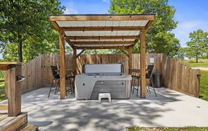 Lakeside Tranquility at Getaway Ranch - Theodosia, Missouri