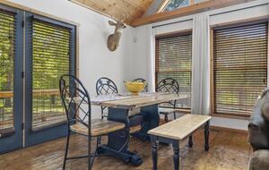 Lakeside Tranquility at Getaway Ranch - Theodosia, Missouri