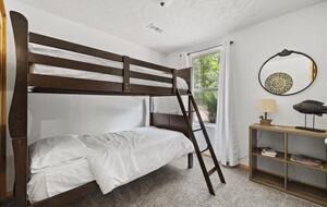 Lakeside Tranquility at Getaway Ranch - Theodosia, Missouri