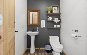 Lakeside Tranquility at Getaway Ranch - Theodosia, Missouri