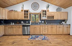 Lakeside Tranquility at Getaway Ranch - Theodosia, Missouri