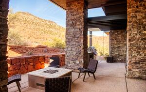 360° Views & Architectural Brilliance in Sedona - Sedona, Arizona