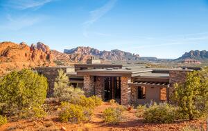 360° Views & Architectural Brilliance in Sedona - Sedona, Arizona